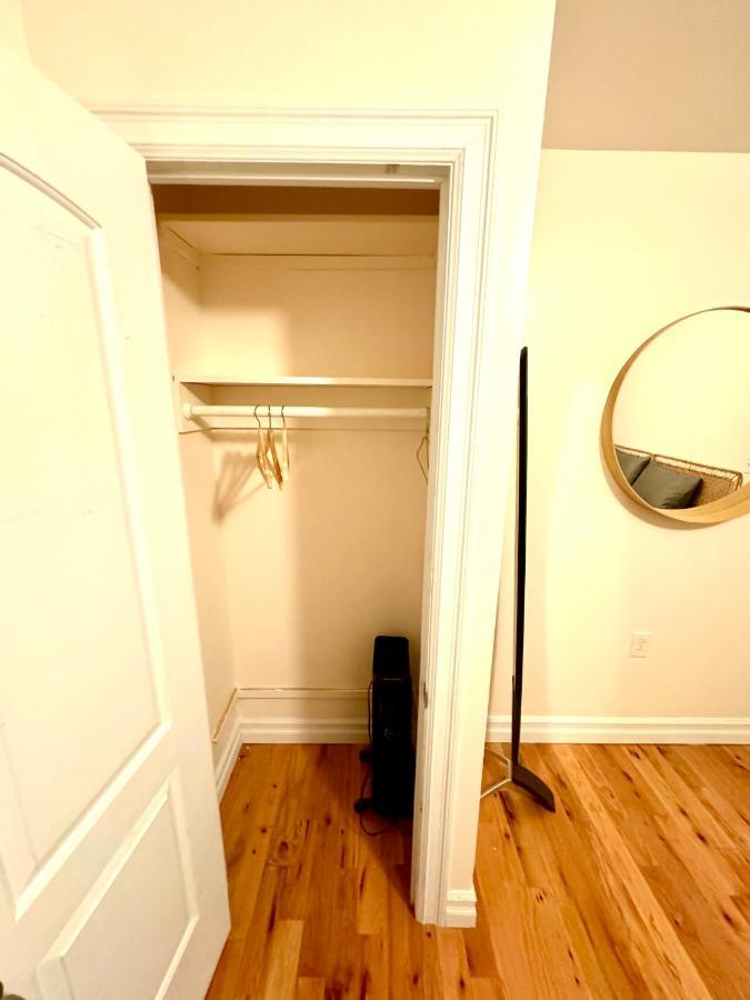 The Waltham Private Room & Bathroom John F Kennedy Jfk Lga Airport Manhattan Penn Station Bullet-Train 15 Min New York Buitenkant foto
